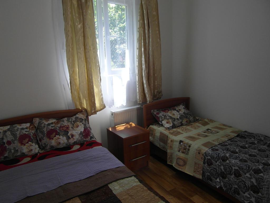 Peter'S Guest House Sighnaghi Ruang foto