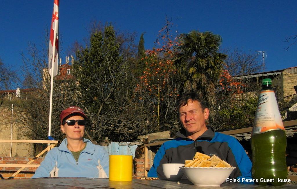 Peter'S Guest House Sighnaghi Bagian luar foto