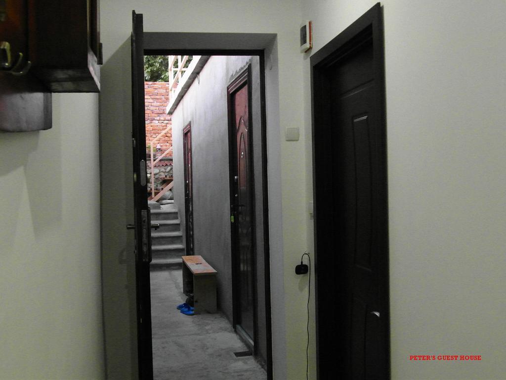 Peter'S Guest House Sighnaghi Bagian luar foto