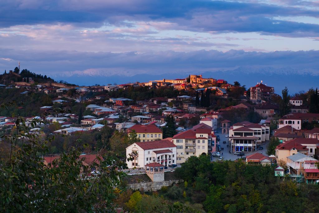 Peter'S Guest House Sighnaghi Bagian luar foto