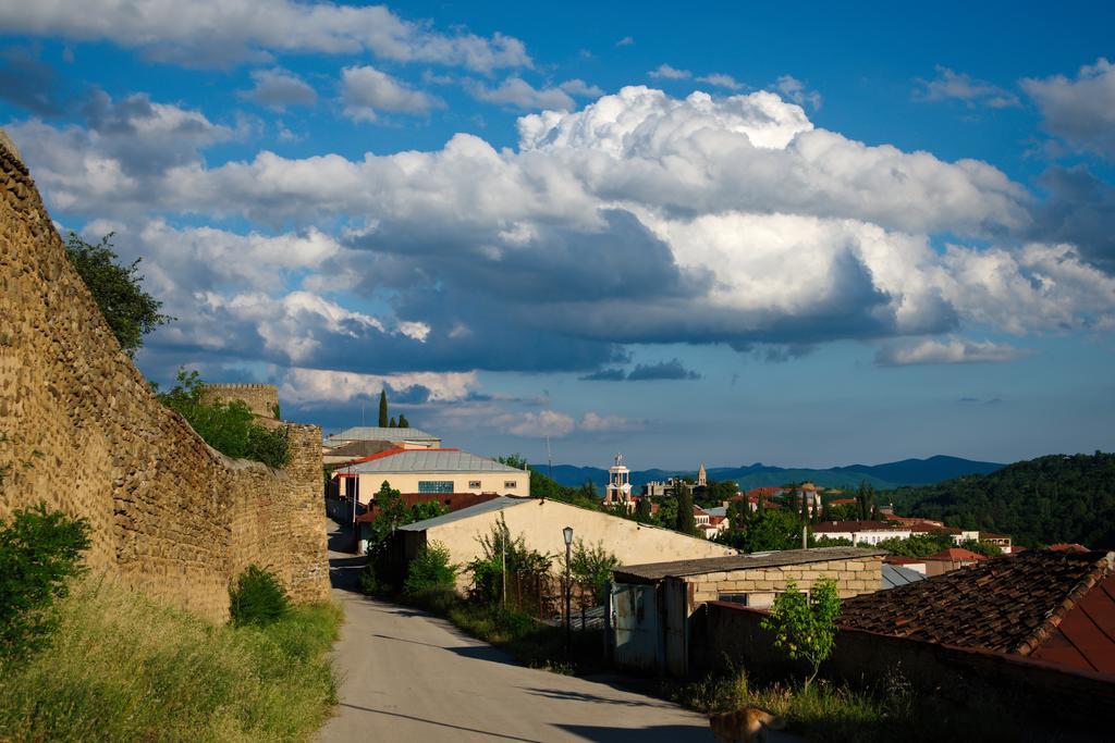 Peter'S Guest House Sighnaghi Bagian luar foto