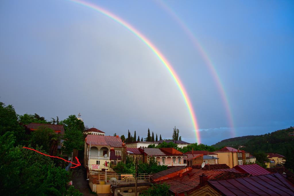 Peter'S Guest House Sighnaghi Bagian luar foto